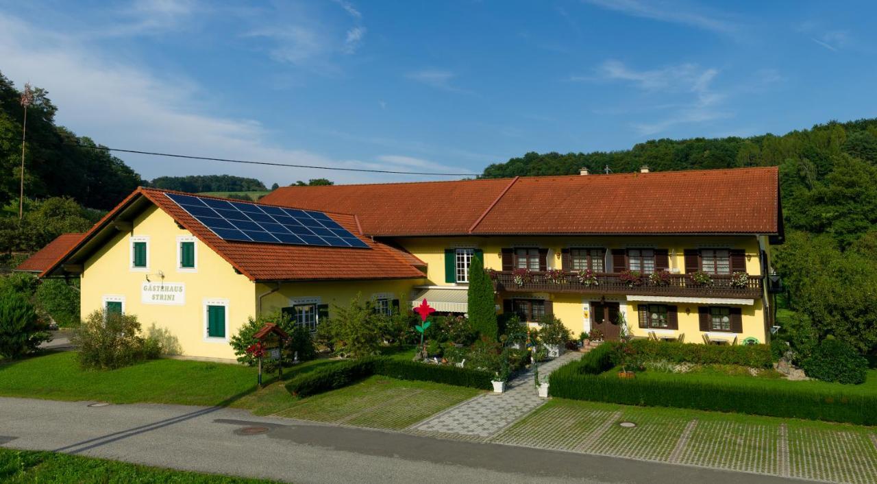 Gaestehaus Strini Jennersdorf Buitenkant foto