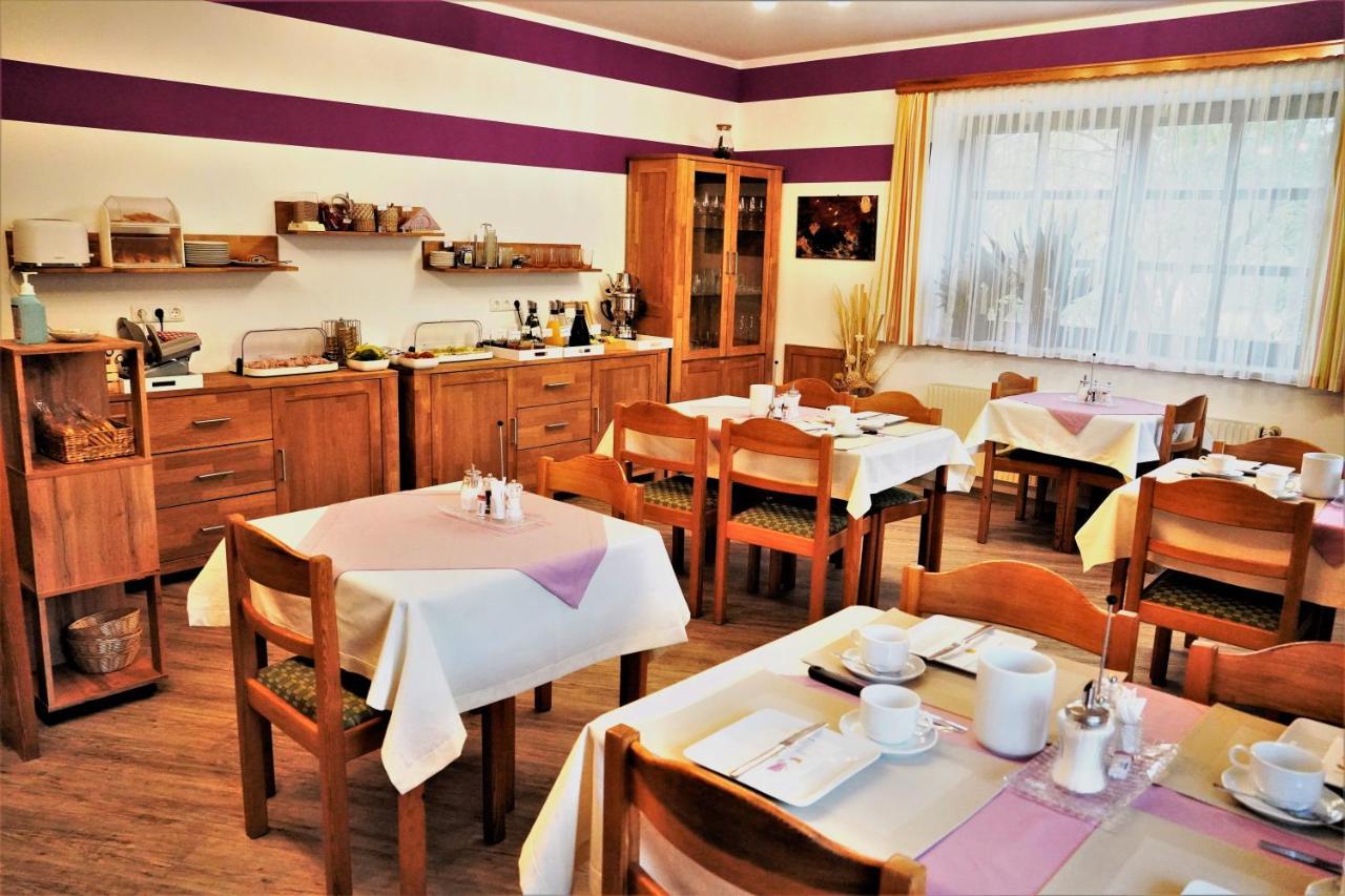 Gaestehaus Strini Jennersdorf Buitenkant foto